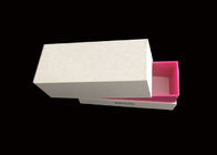 व्यापार कार्ड के लिए स्क्वायर आकार की उपहार लपेटने वाले बक्से लवली चमकदार टुकड़े टुकड़े आपूर्तिकर्ता