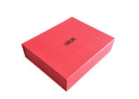 कपड़े पैकेजिंग के लिए थोक कस्टम लाल चुंबकीय तह उपहार उपहार बॉक्स आपूर्तिकर्ता